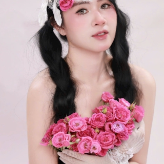 Chỉ là makeup nhẹ thôi...Mà lỡ ai đó thích em thật thì sao?