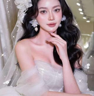 Dịch Vụ Makeup Tại Elsa Makeup Academy - Xu hướng makeup năm 2025 Elsa Makeup Academy - Địa chỉ uy tín tại Thuận An, Bình Dương