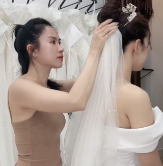 Chăm cô dâutại Studio