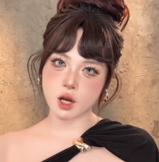 Khách bắt trend tại Elsa Studio