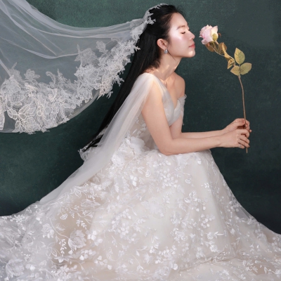 Concept cô dâu đơn