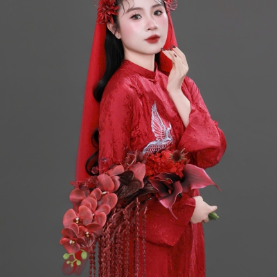 Layout makeup cô dâu áo dài đỏ