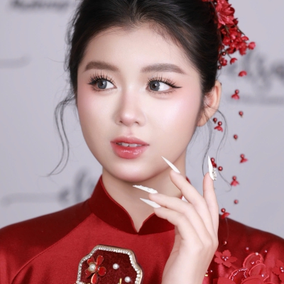 Layout makeup cô dâu áo dài đỏ