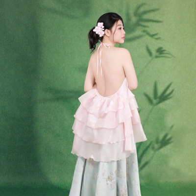 Khách iu của em mang một vé đẹp rất riêng!♥