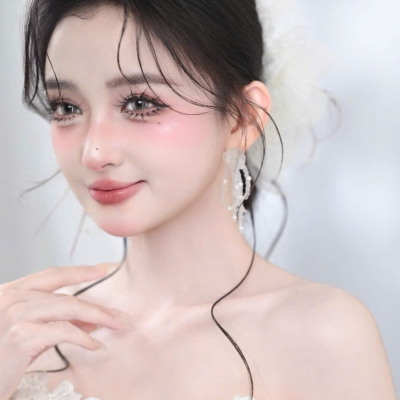 Trong veo như nắng sớm, dịu dàng như ngày em làm cô dâu!